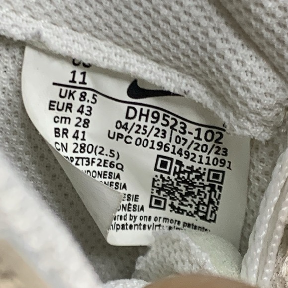 Nike Womens Waffle Debut DH9523-102 White Running Shoes Sneakers Size 11 - Picture 6 of 10